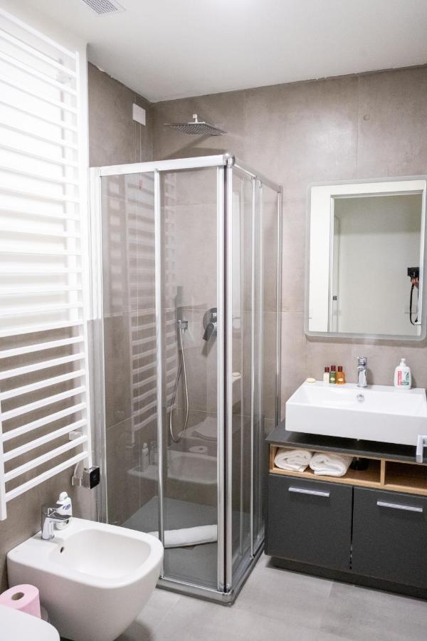 Unica Suites Milano Экстерьер фото